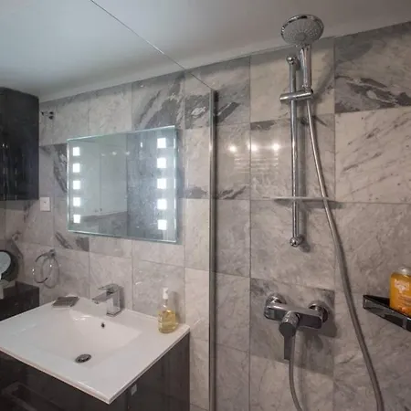 Designer Flat, Steps From Place Des Vosges, Le Marais Appartement *