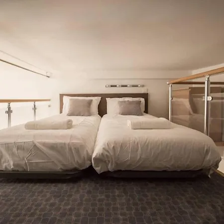 Designer Flat, Steps From Place Des Vosges, Le Marais Appartement Parijs