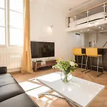 Designer Flat, Steps From Place Des Vosges, Le Marais