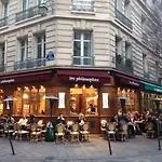 Designer Flat, Steps From Place Des Vosges, Le Marais Parijs